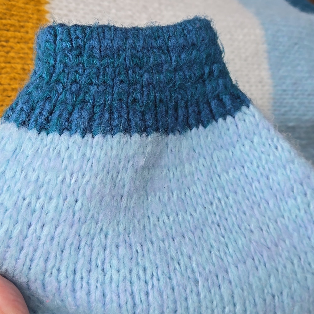 TOPSHOP Striped Sweater - Picture 7 of 10